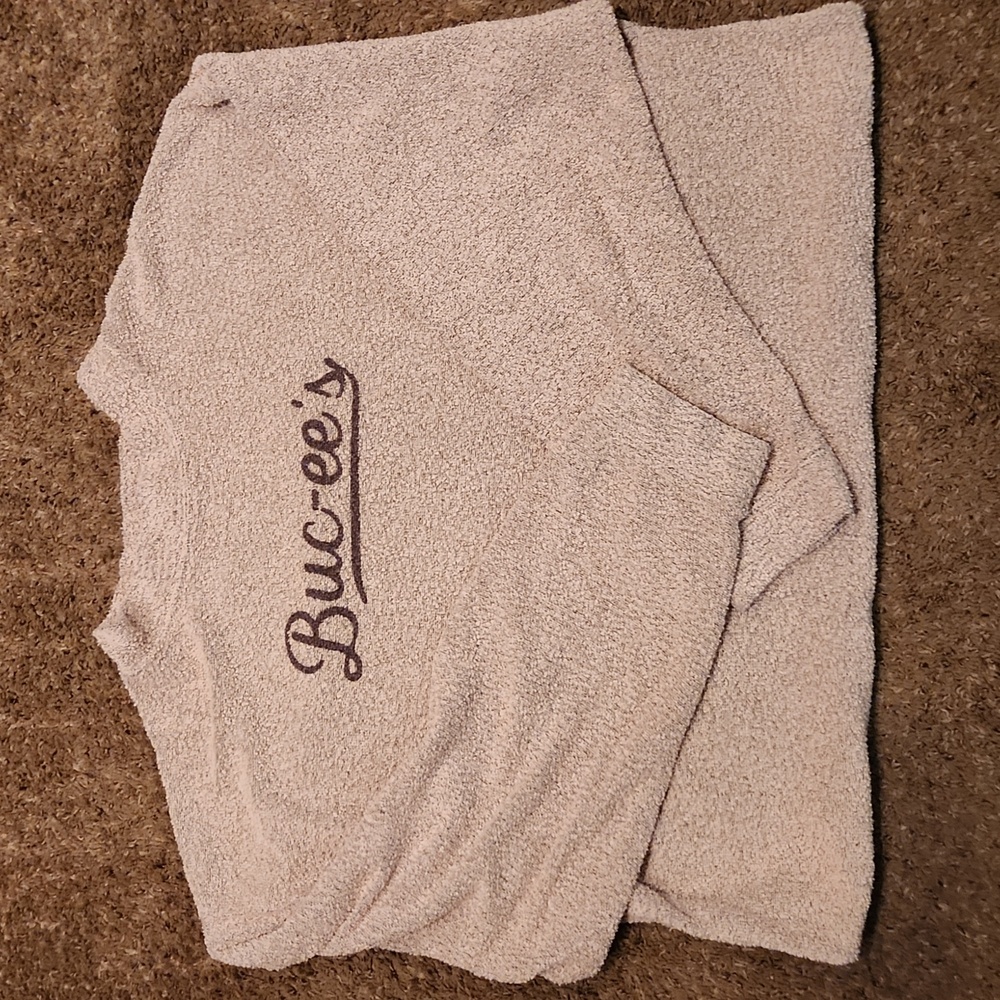 Bucees sweater for women